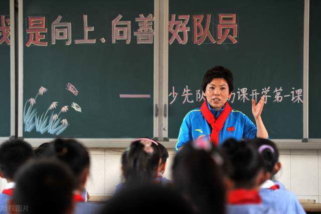 警花韩阳阳裸体调教记