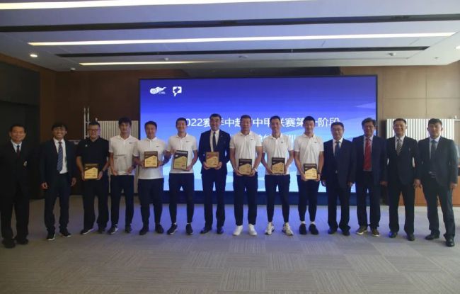 色狠狠一区